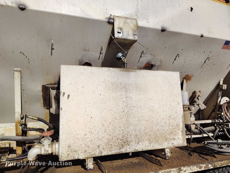 image for item IP9634 2004 Sterling L-Line volumetric concrete mixer truck