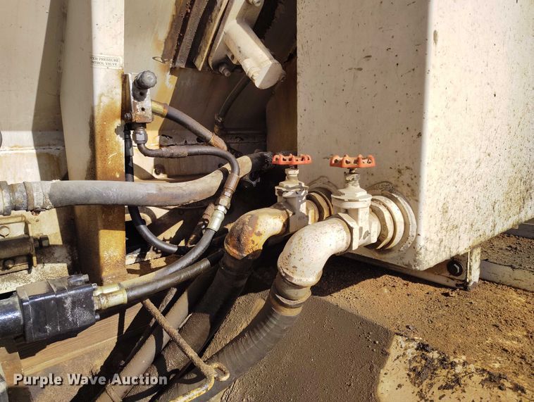 image for item IP9634 2004 Sterling L-Line volumetric concrete mixer truck