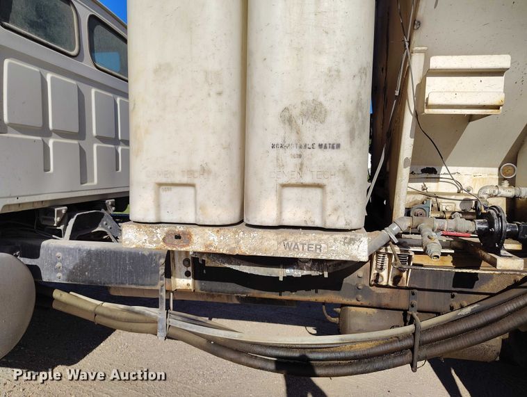 image for item IP9634 2004 Sterling L-Line volumetric concrete mixer truck