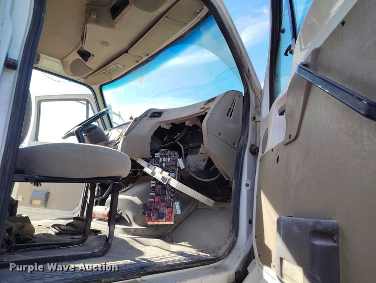 image for item IP9634 2004 Sterling L-Line volumetric concrete mixer truck