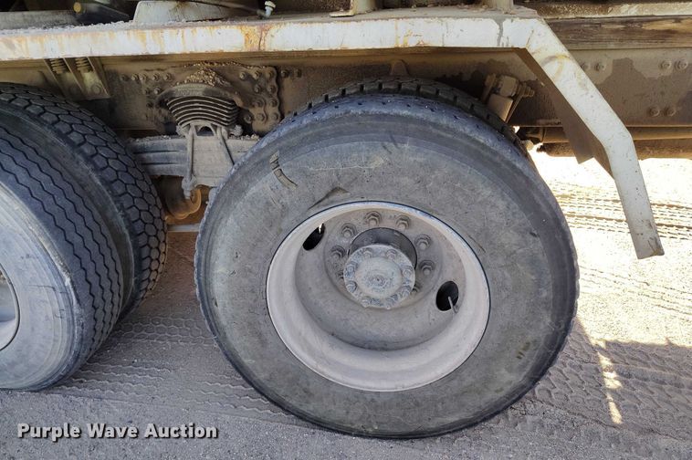 image for item IP9634 2004 Sterling L-Line volumetric concrete mixer truck