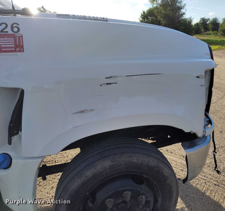 image for item IP9635 2019 Chevrolet Silverado 5500HD truck cab and chassis