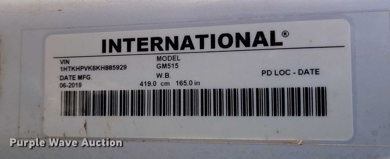 image for item IP9635 2019 Chevrolet Silverado 5500HD truck cab and chassis