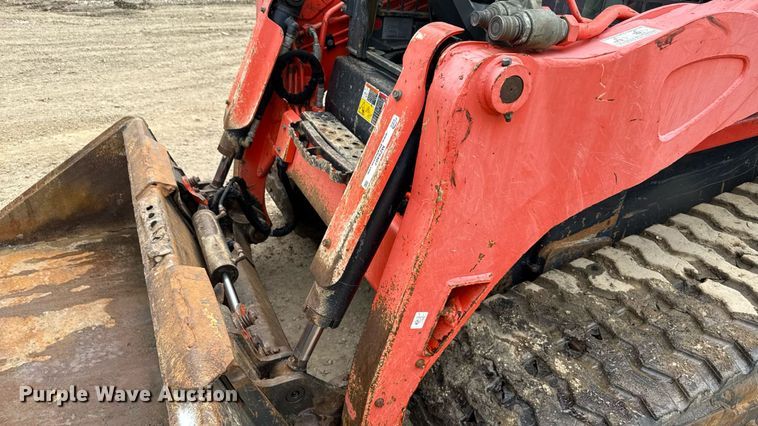 image for item MZ9407 2018 Kubota SVL95-2S tracked skid steer loader
