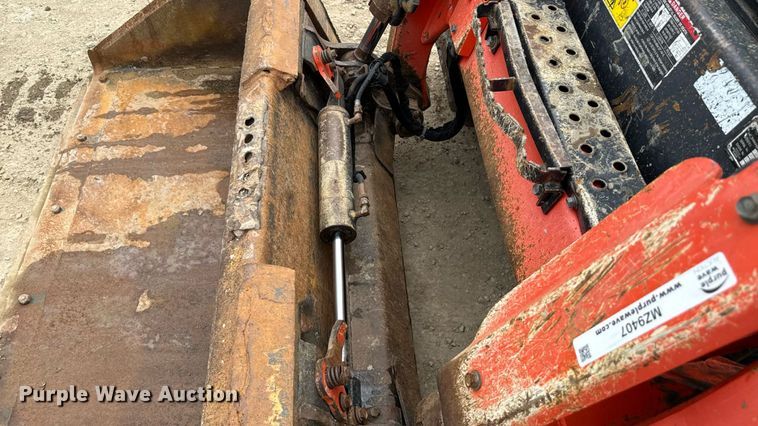 image for item MZ9407 2018 Kubota SVL95-2S tracked skid steer loader