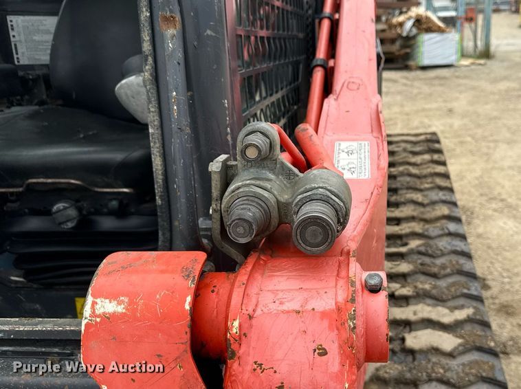 image for item MZ9407 2018 Kubota SVL95-2S tracked skid steer loader