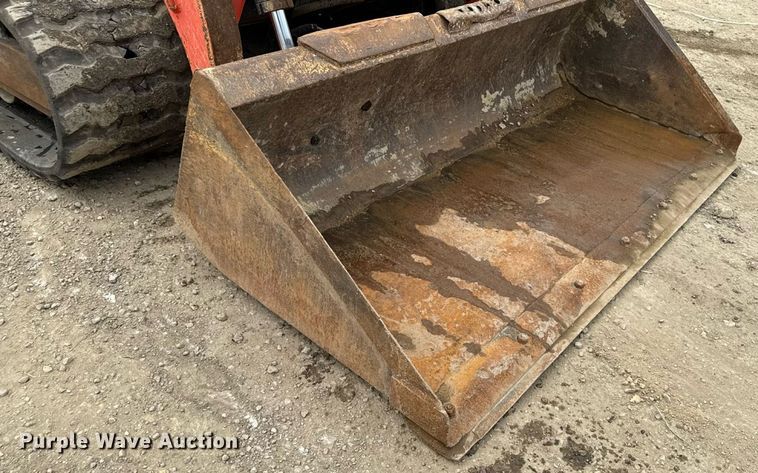 image for item MZ9407 2018 Kubota SVL95-2S tracked skid steer loader