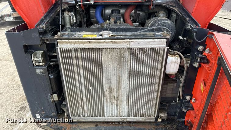 image for item MZ9407 2018 Kubota SVL95-2S tracked skid steer loader