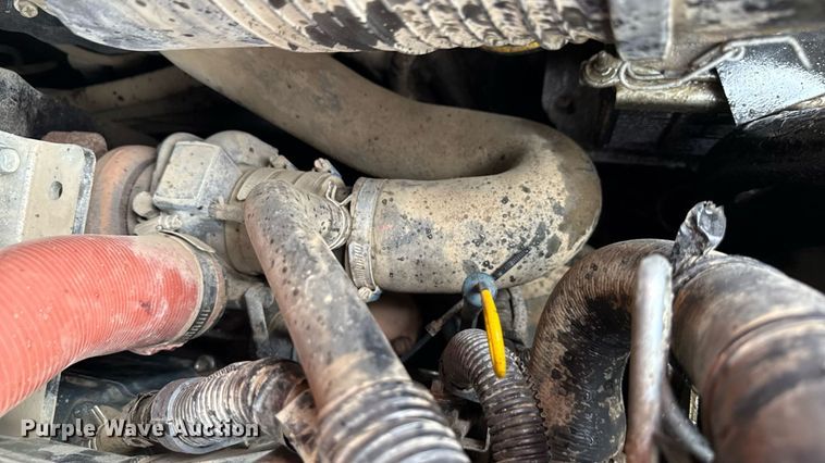 image for item MZ9407 2018 Kubota SVL95-2S tracked skid steer loader