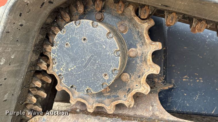 image for item MZ9407 2018 Kubota SVL95-2S tracked skid steer loader