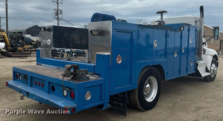 image for item MZ9409 2013 Kenworth T370 utility / service truck