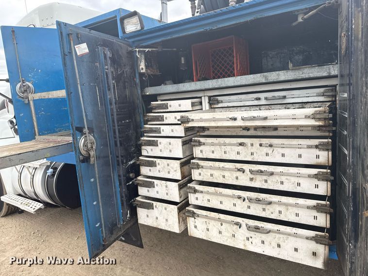 image for item MZ9409 2013 Kenworth T370 utility / service truck