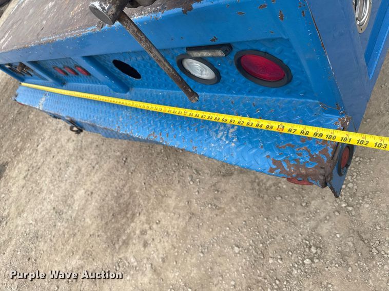 image for item MZ9409 2013 Kenworth T370 utility / service truck