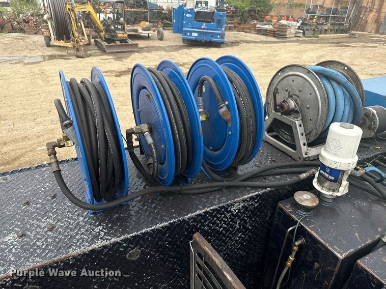 image for item MZ9409 2013 Kenworth T370 utility / service truck