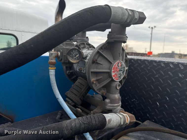 image for item MZ9409 2013 Kenworth T370 utility / service truck