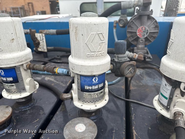 image for item MZ9409 2013 Kenworth T370 utility / service truck