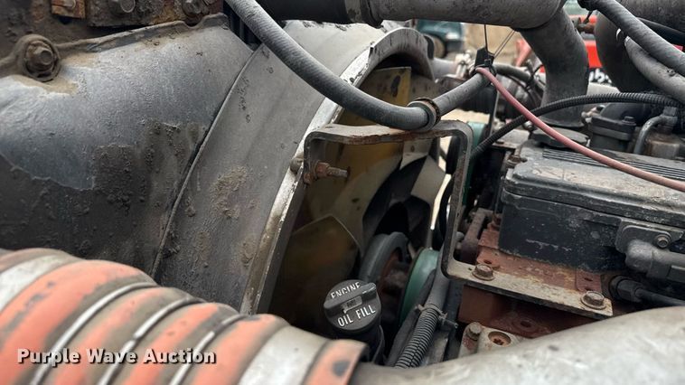 image for item MZ9409 2013 Kenworth T370 utility / service truck