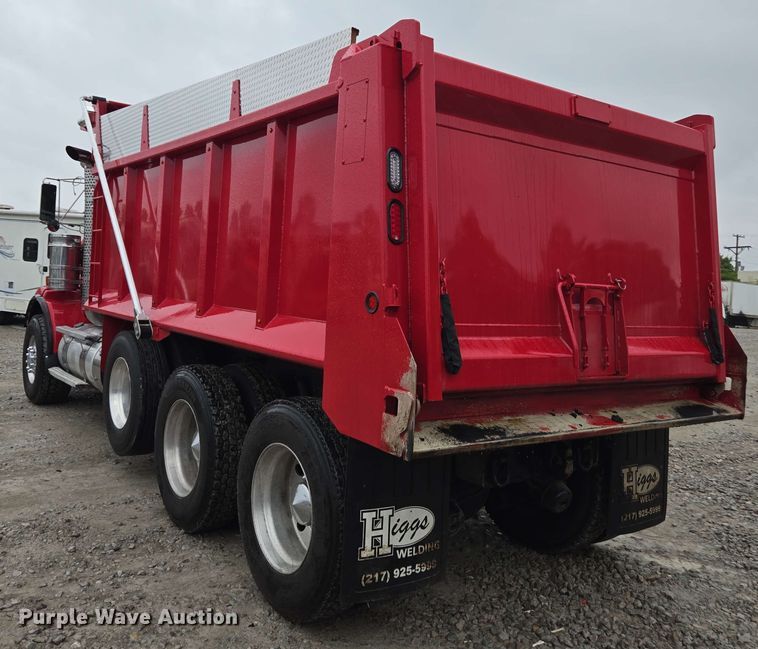 image for item YA0618 2019 Kenworth T800 dump truck