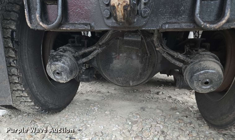 image for item YA0618 2019 Kenworth T800 dump truck