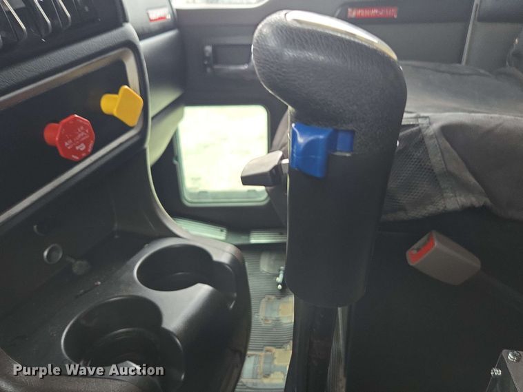 image for item YA0618 2019 Kenworth T800 dump truck