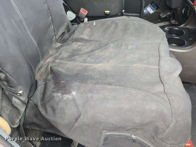 image for item YA0618 2019 Kenworth T800 dump truck