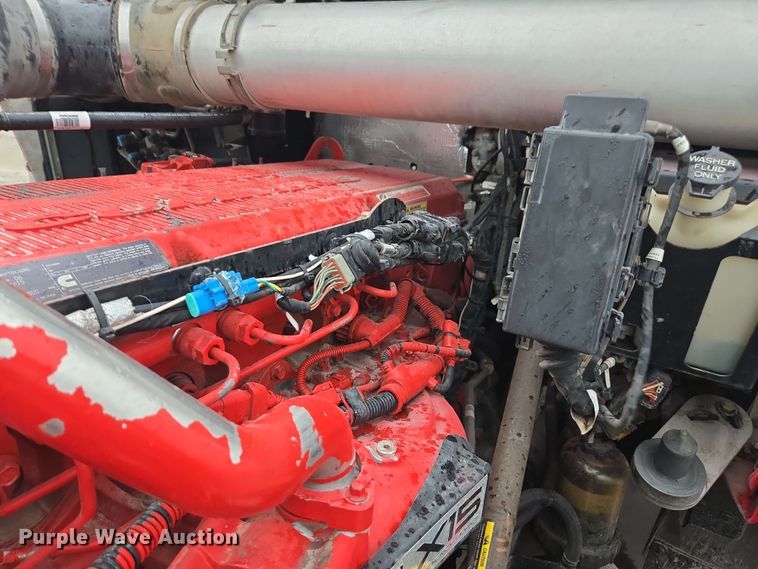 image for item YA0618 2019 Kenworth T800 dump truck