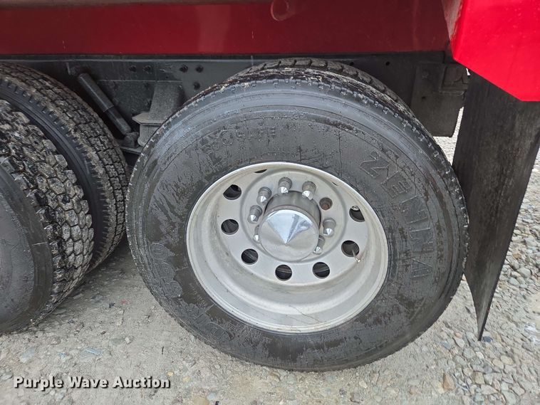 image for item YA0618 2019 Kenworth T800 dump truck