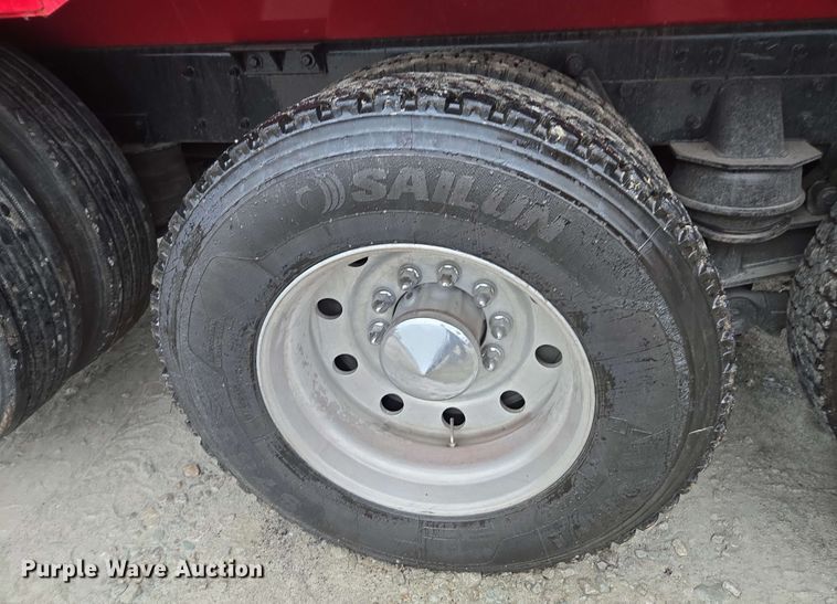 image for item YA0618 2019 Kenworth T800 dump truck