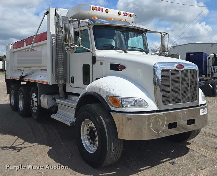 image for item YA0689 2020 Peterbilt 348  dump truck