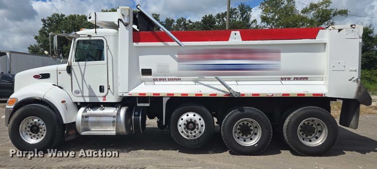 image for item YA0689 2020 Peterbilt 348  dump truck