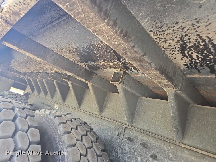 image for item YA0689 2020 Peterbilt 348  dump truck