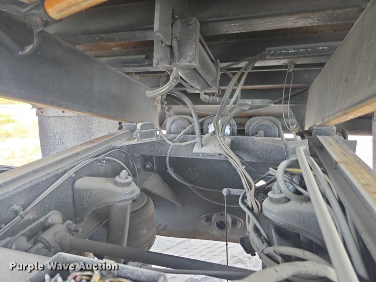 image for item YA0689 2020 Peterbilt 348  dump truck