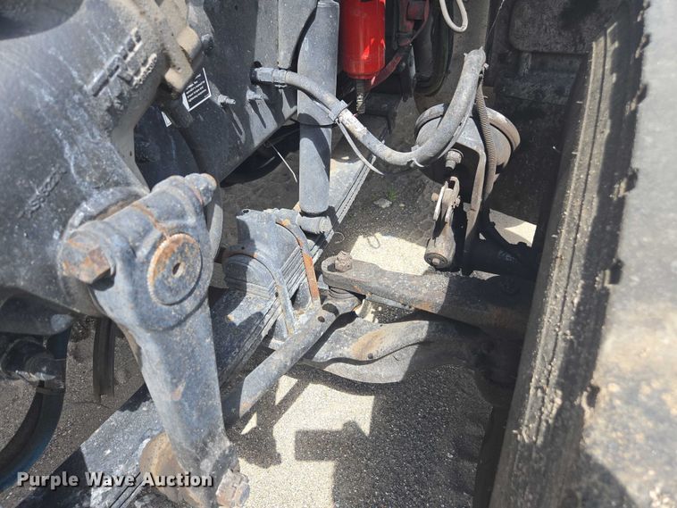 image for item YA0689 2020 Peterbilt 348  dump truck