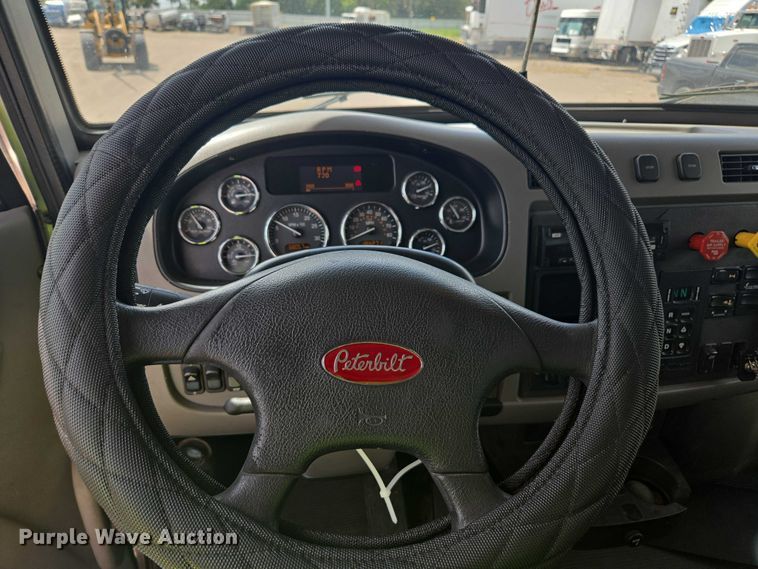 image for item YA0689 2020 Peterbilt 348  dump truck