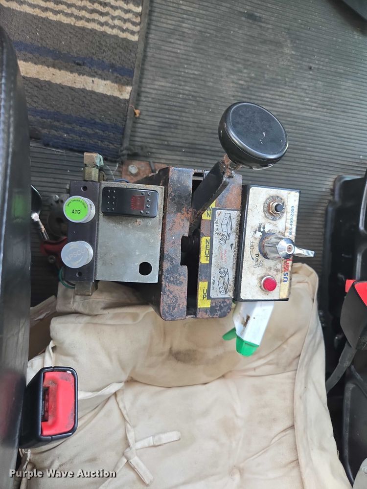 image for item YA0689 2020 Peterbilt 348  dump truck