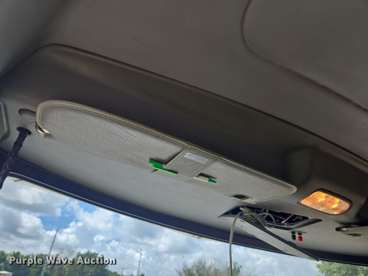 image for item YA0689 2020 Peterbilt 348  dump truck