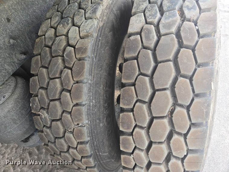 image for item YA0689 2020 Peterbilt 348  dump truck