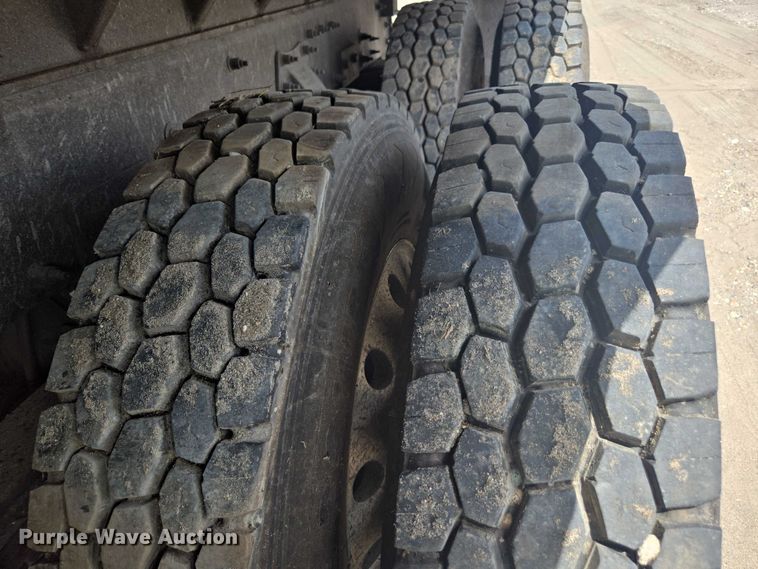 image for item YA0689 2020 Peterbilt 348  dump truck