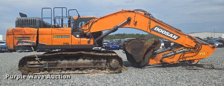 image for item YA0734 2022 Doosan DX350LC-7 excavator