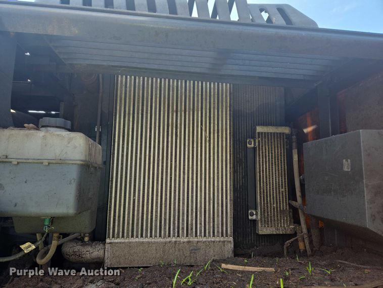 image for item YA0734 2022 Doosan DX350LC-7 excavator