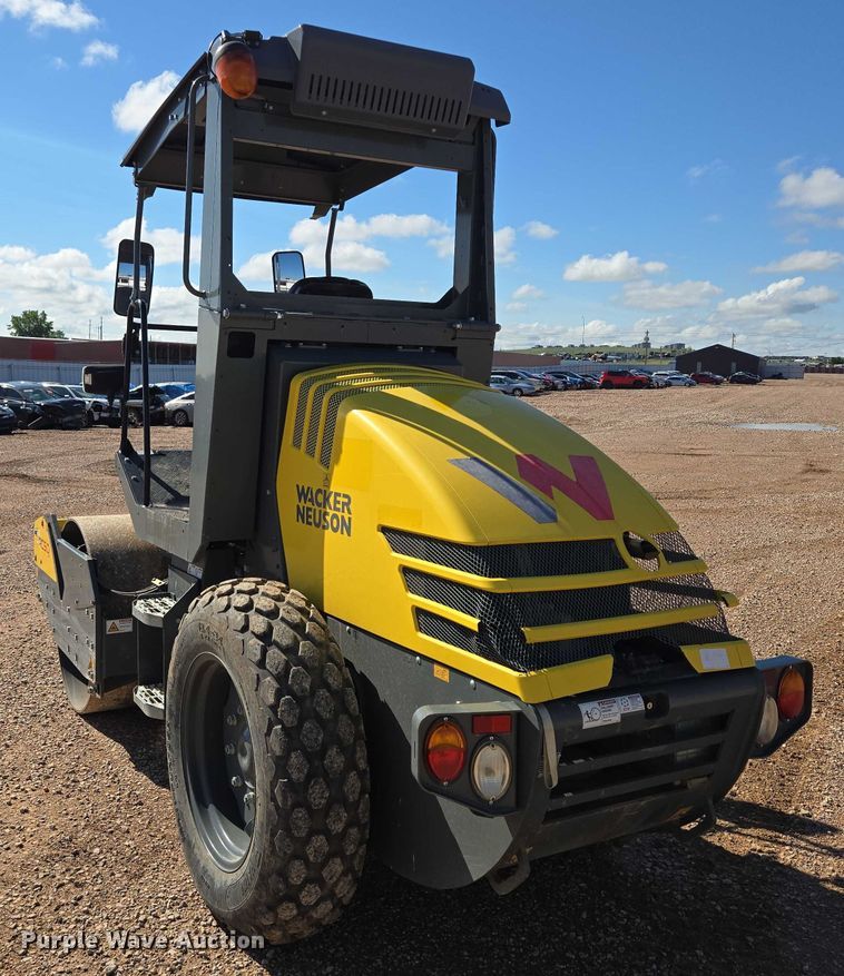 image for item YA0748 2021 Wacker Neuson RC50 single drum vibratory roller