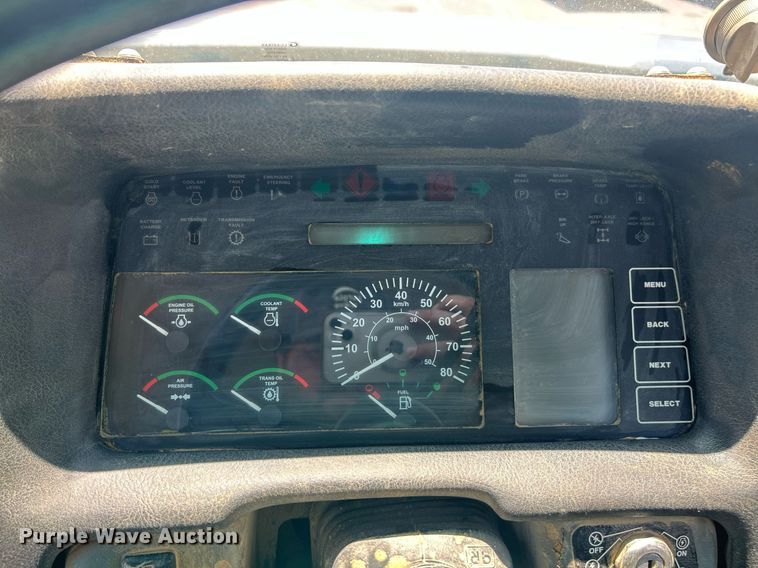 image for item YA0754 2005 John Deere 400D articulated haul truck