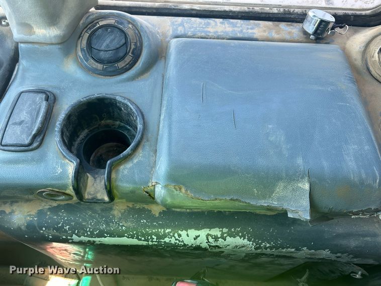 image for item YA0754 2005 John Deere 400D articulated haul truck