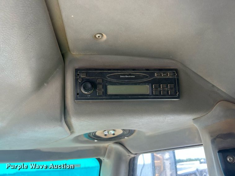 image for item YA0754 2005 John Deere 400D articulated haul truck