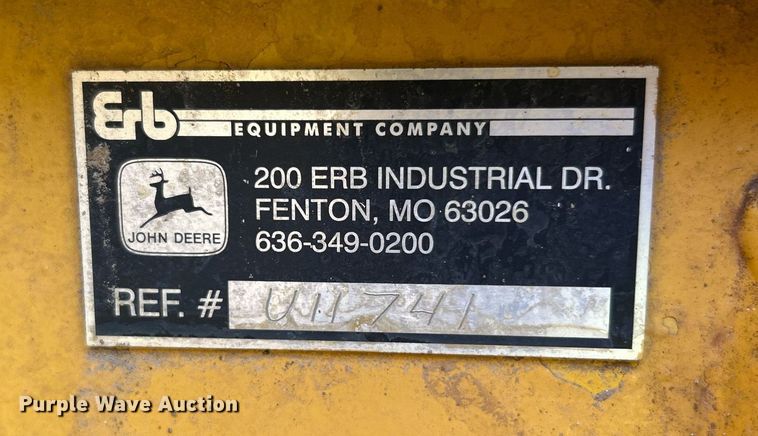 image for item YA0754 2005 John Deere 400D articulated haul truck