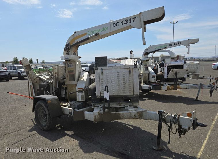 image for item YA0768 2015 Altec DC 1317 wood chipper