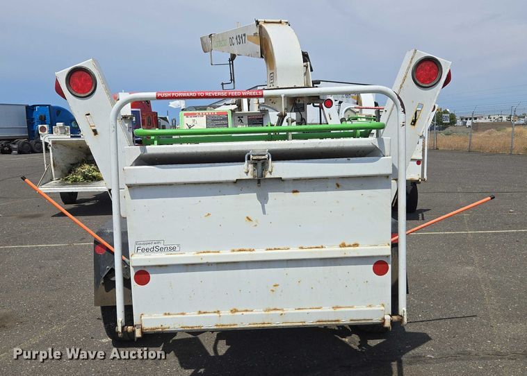 image for item YA0768 2015 Altec DC 1317 wood chipper