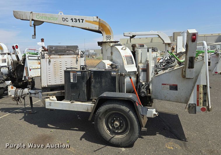 image for item YA0768 2015 Altec DC 1317 wood chipper