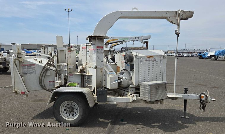 image for item YA0769 2014 Bandit 200 wood chipper