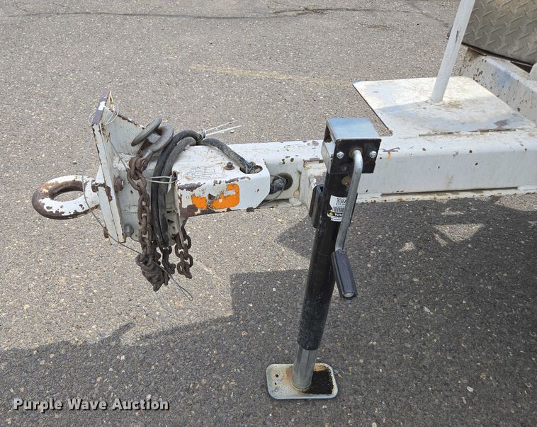 image for item YA0769 2014 Bandit 200 wood chipper